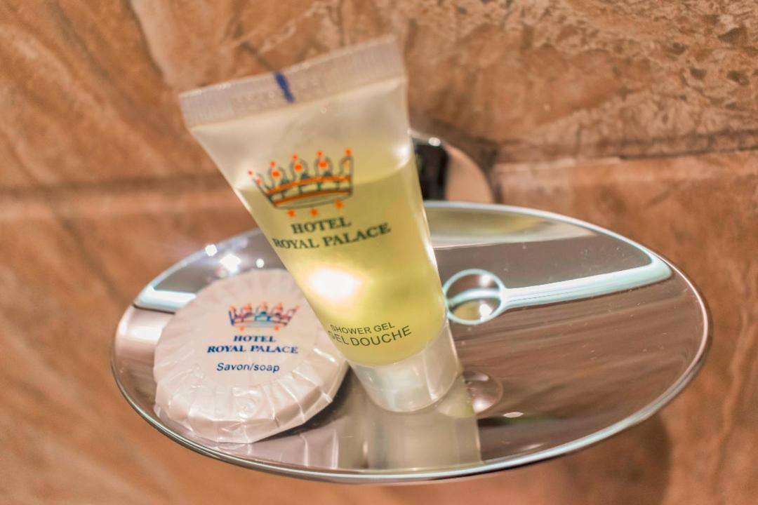 Hotel Royal Palace Дуала Екстериор снимка